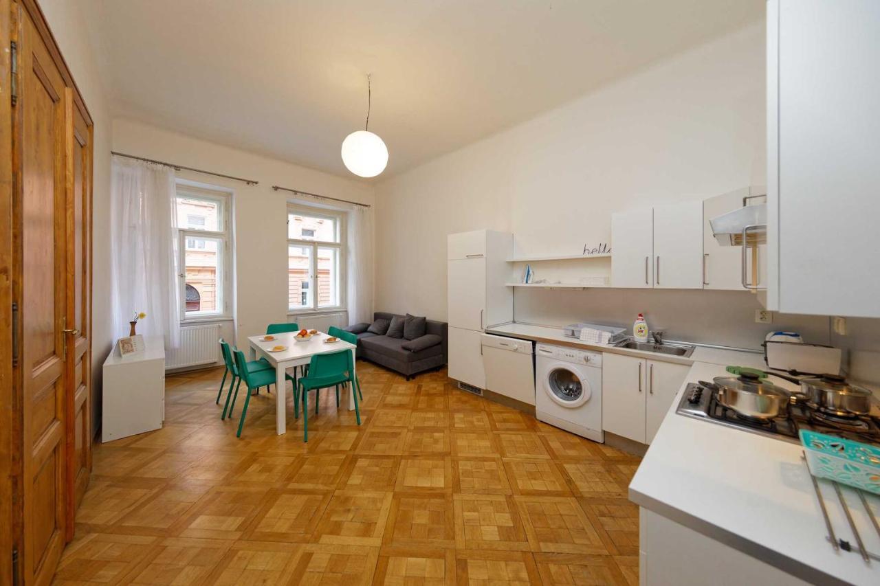 Manesova 4 Apartment *